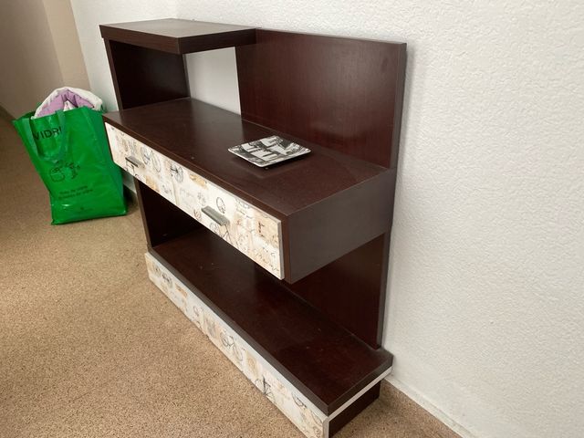 Recibidor madera diseño moderno