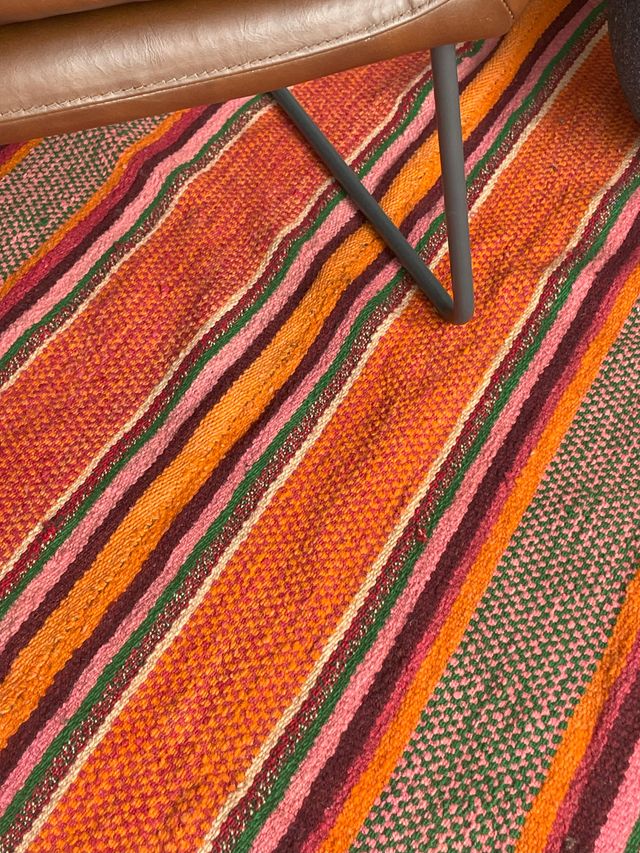 Tapete artesanal de lã