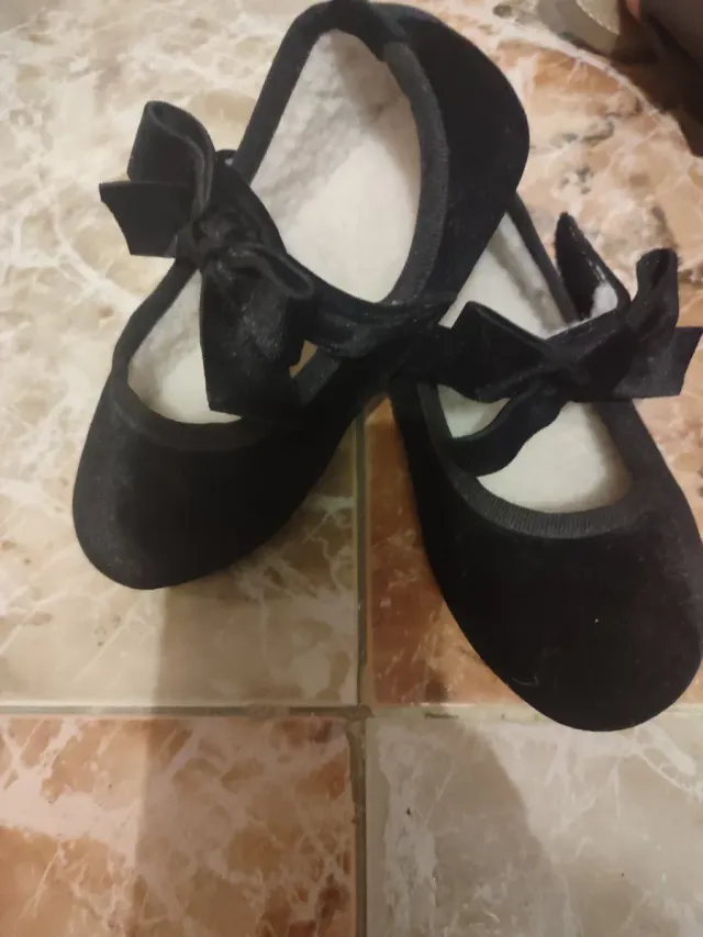 Bailarinas negras terciopelo con borreguito