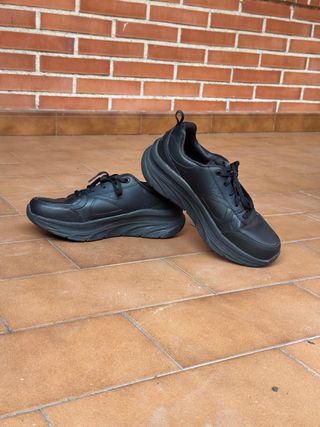 Zapatilla Skechers Negra