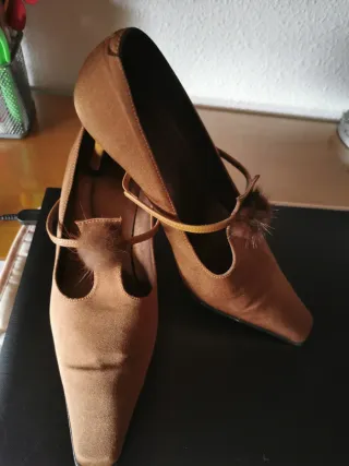 Zapatos de tacón cómodos marrón 7 cm 