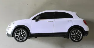 Fiat 500X Telecomandato 1:18