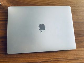 MacBook Air M1 8GB/256GB Plata- Salud batería 100%