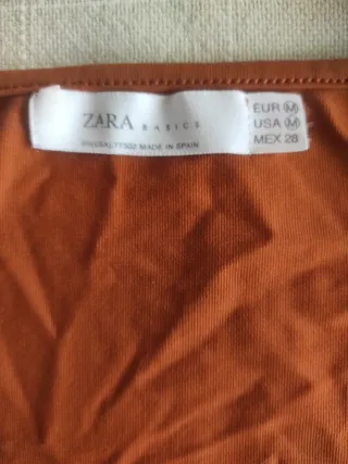 Top sin mangas marrón