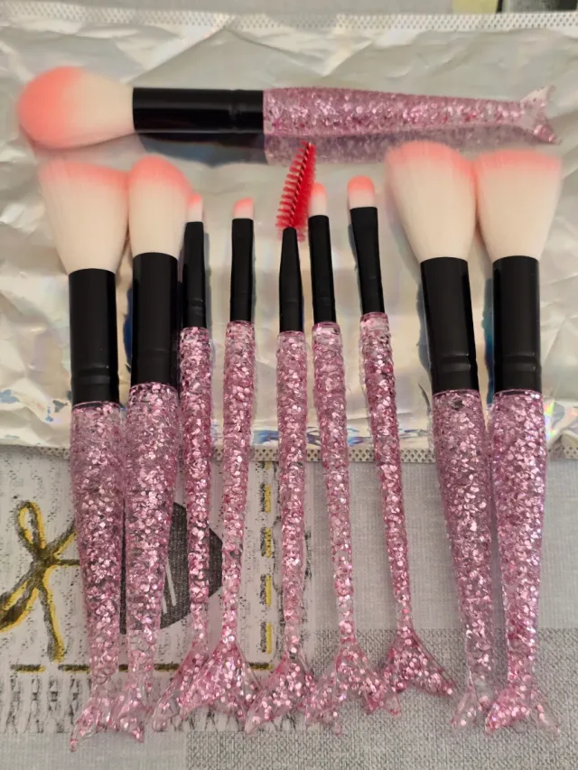 Set brochas maquillaje sirena rosa.5,30 EUROS