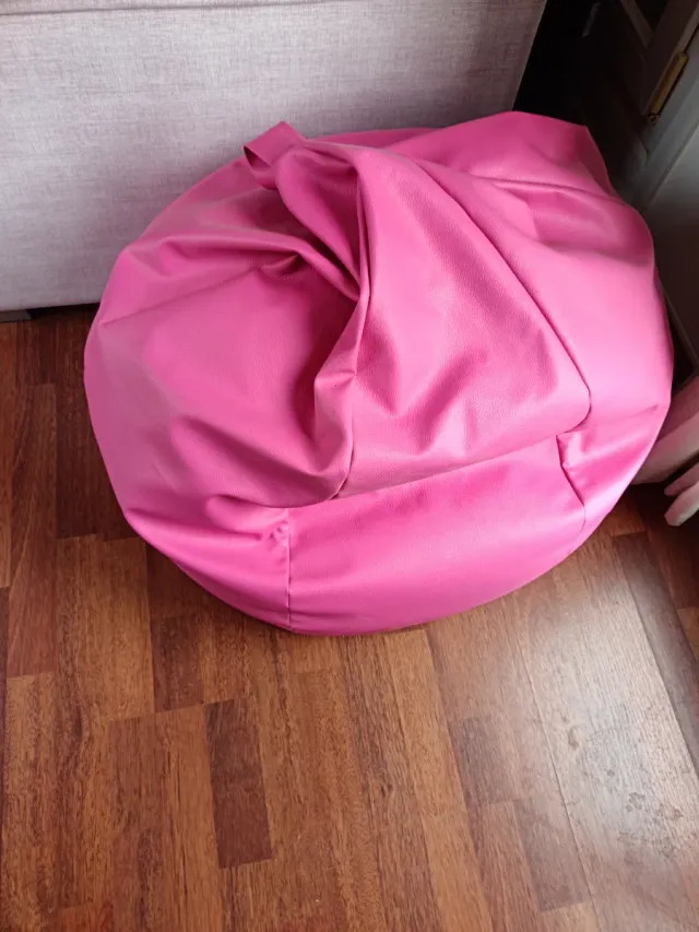 Puf rosa piel sintética