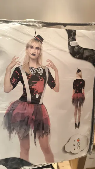 Disfraz Payaso  Asesina Mujer Talla S
Nuevo 