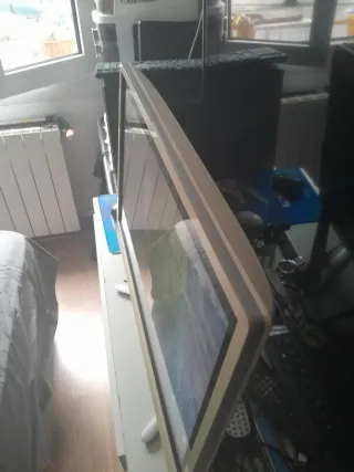 Lenovo Todo en Uno Táctil i3 24 pulgadas 