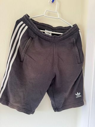 Pantalón corto chándal Adidas negro