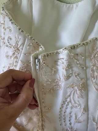Vestido de Novia Blanco y Dorado