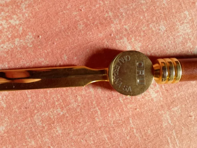 Abridor de cartas antiguo de metal