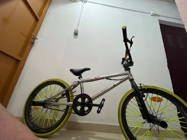 Bicicleta BMX
