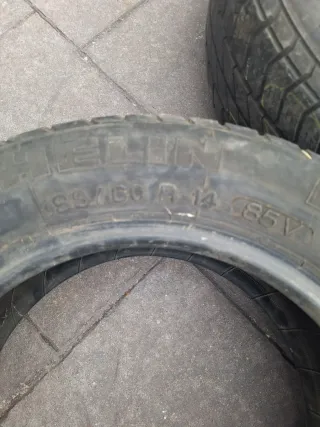 Neumáticos de coche