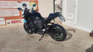 Kawasaki Z750 2010