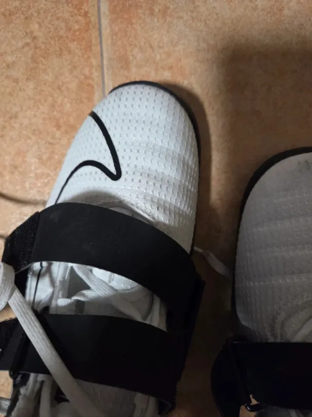 Scarpe da sollevamento pesi Nike Romaleos