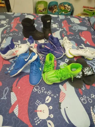  Lote de zapatillas de fútbol 