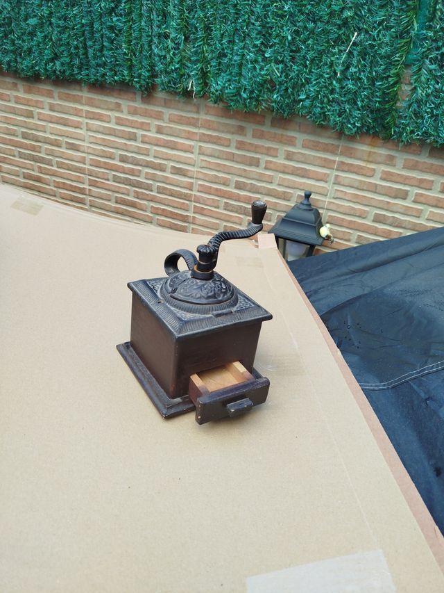 Molinillo de café decorativo