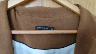 Blazer Stradivarius Camel Talla S