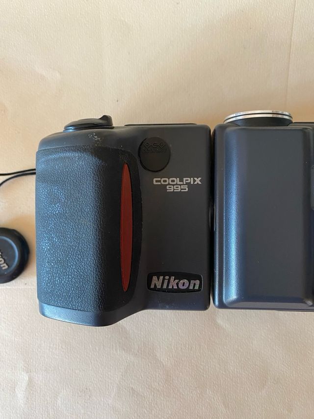 Cámara Digital Nikon Coolpix 995