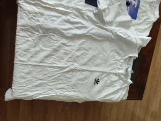 Lote 4 Camisetas Nike, Adidas y Reebok
