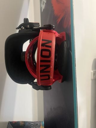 Tabla de Snowboard VOLKL + Fijaciones UNION
