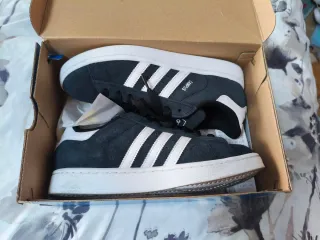 Adidas Campus 2 Zapatillas Negras y Blancas
