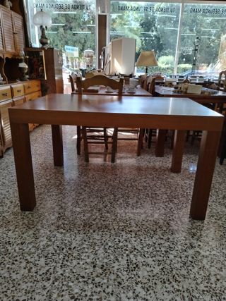 MESA DE MADERA EXTENSIBLE