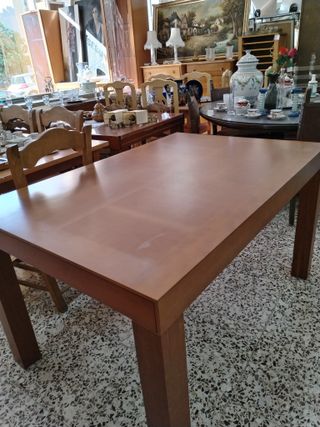 MESA DE MADERA EXTENSIBLE