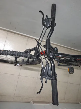 Bicicleta talla M 26" Frenos Disco
