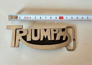 Hebilla metálica Triumph