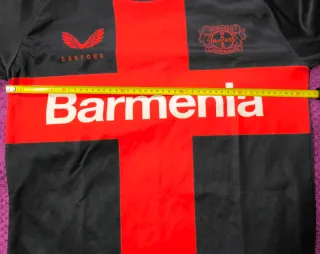 4 Camisetas Fútbol (3 L, 1 M)