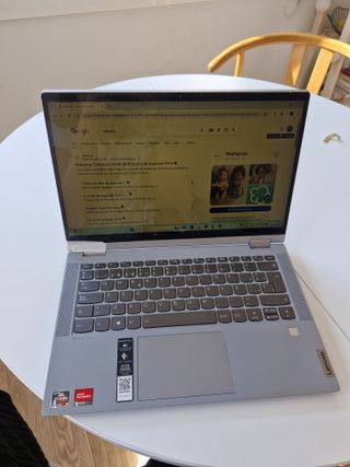 Lenovo IdeaPad Flex 5 Táctil Gris