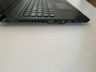 Portátil Lenovo Negro