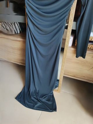 Vestido largo ZARA asimétrico una manga verde gris