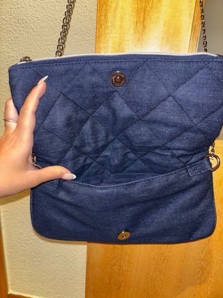 Bolso azul marino tipo Zadig
