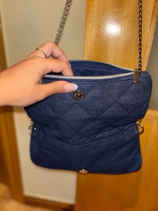 Bolso azul marino tipo Zadig
