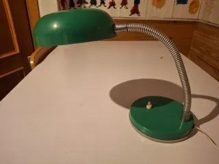 Flexo vintage verde metal y plástico