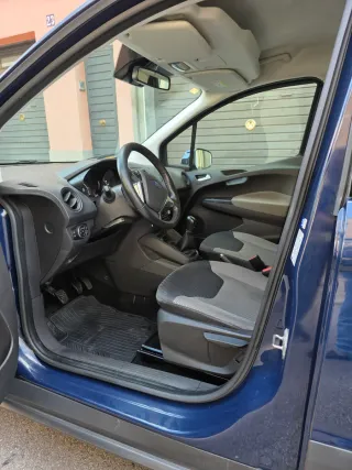 Ford Transit Courier 2018