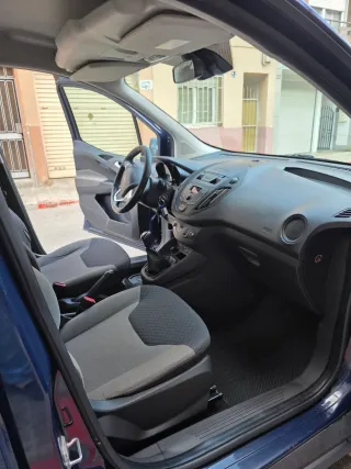 Ford Transit Courier 2018