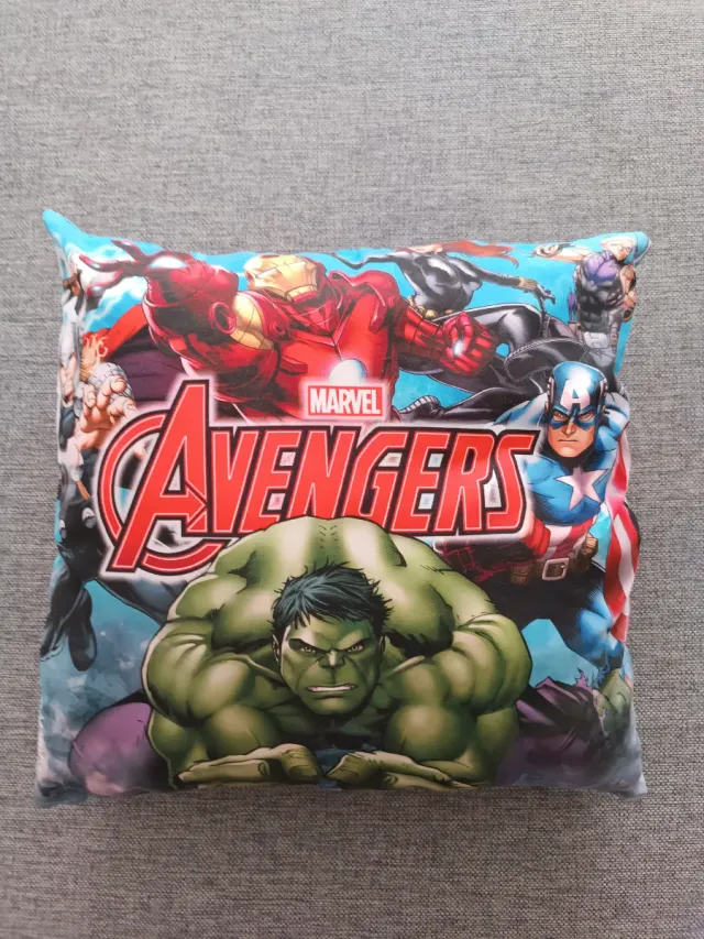 Cuscino Marvel Avengers. Misura: 37*37