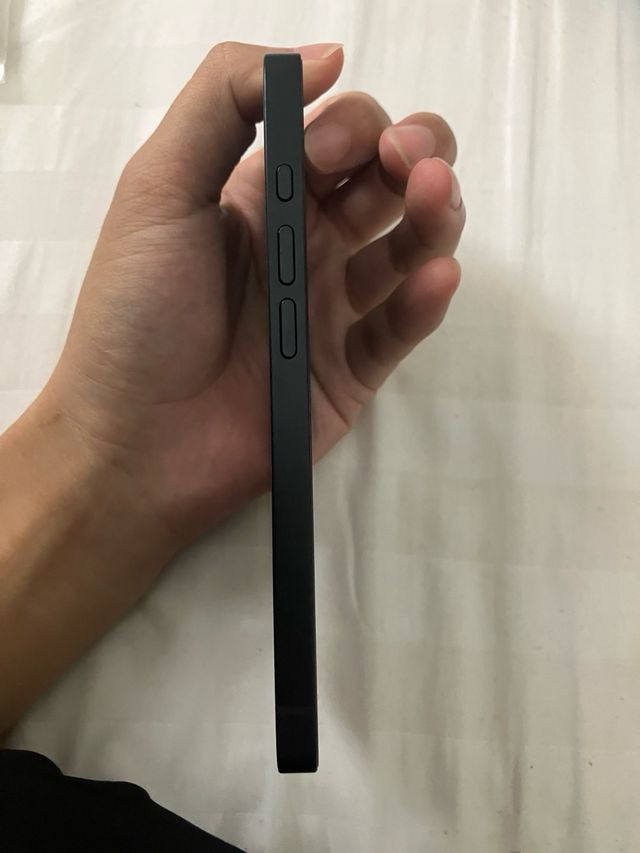 iPhone 16e Negro 128GB batería 100 original