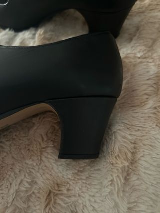 Zapatos Sevillana Talla  41
Marca, Begoña CERVERA