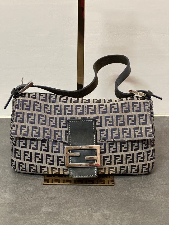 Borsa Fendi beige e nera