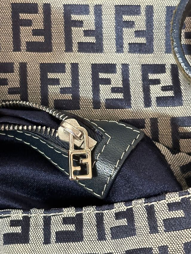 Borsa Fendi beige e nera