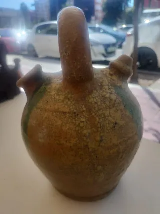 Botijo de cerámica esmaltada