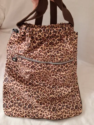 Mochila estampado leopardo