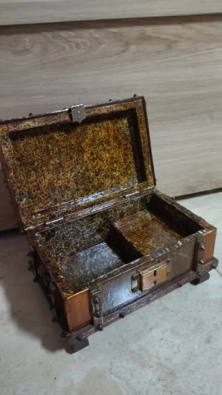 Baúl caja música antiguo madera metal