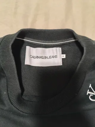 JERSEY CALVIN KLEIN NEGRO TALLA M