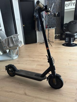 Patinete eléctrico Xiaomi negro