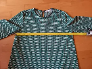 Blusa cuello redondo verde y blanco